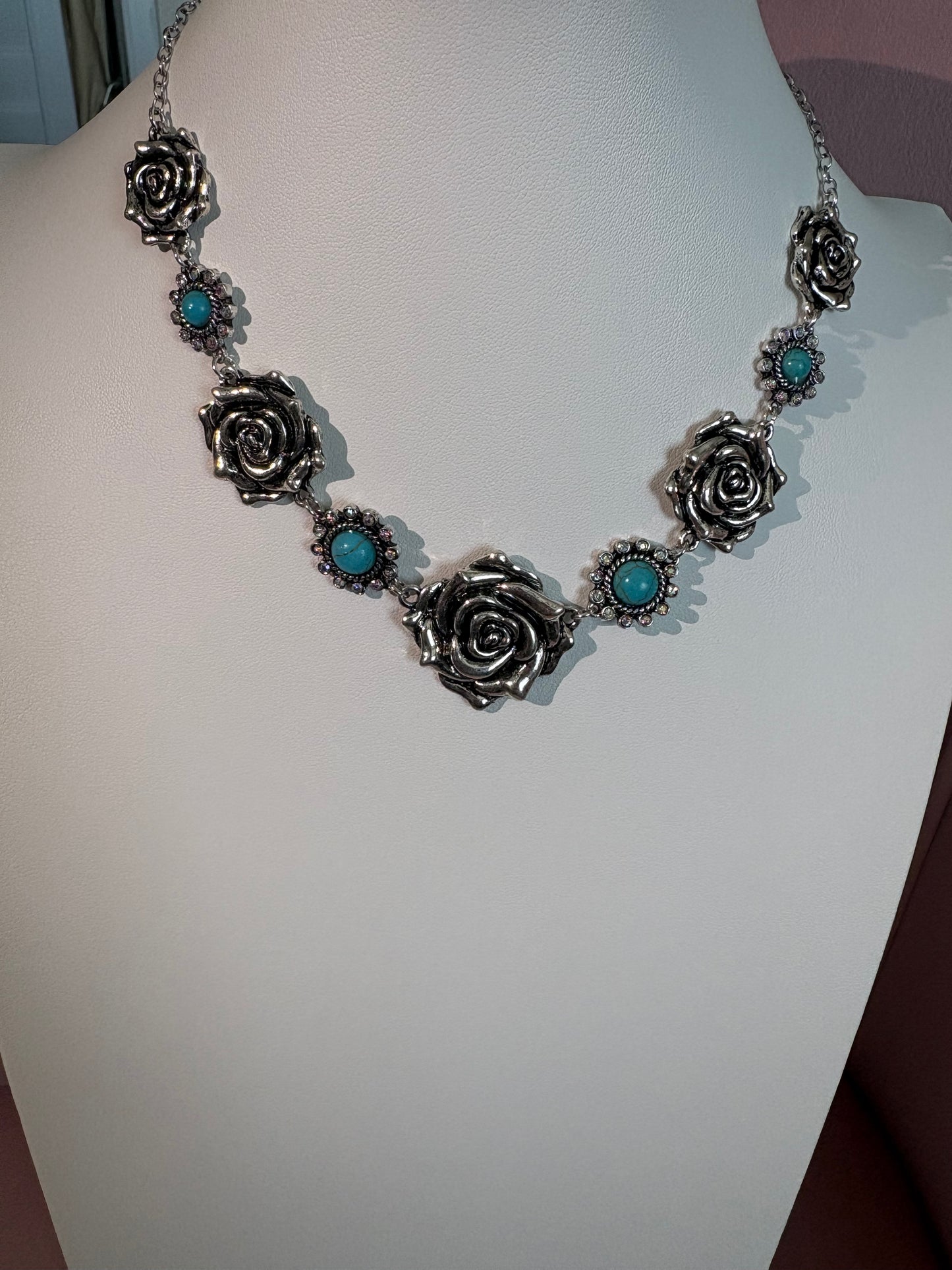 Floral Turqoise Necklace and Earring Set