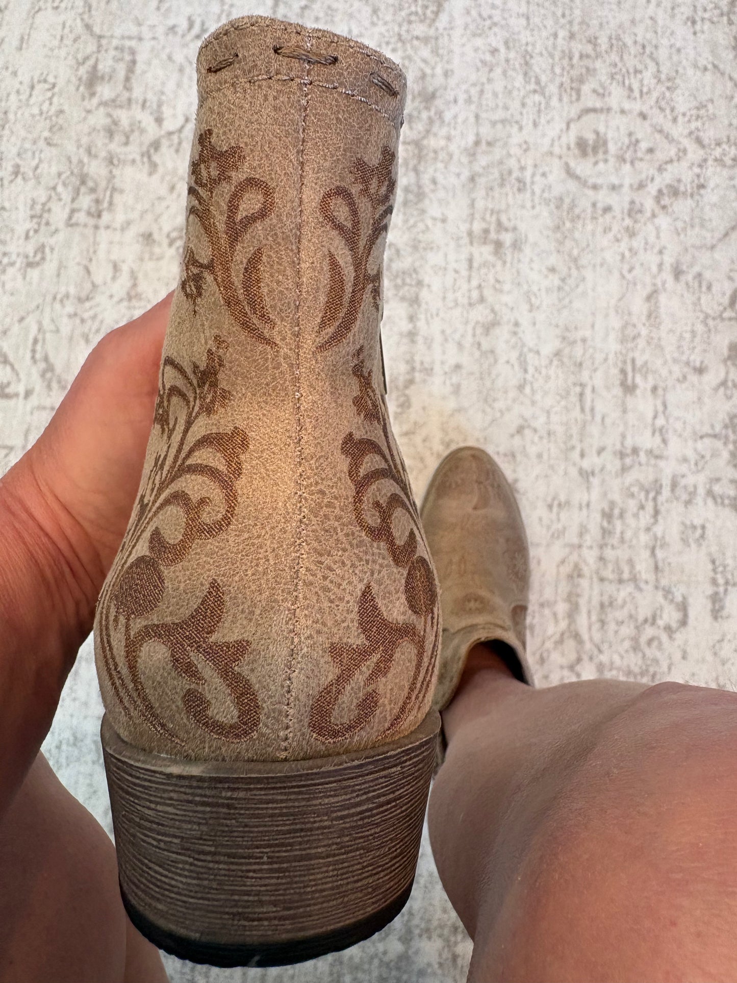 Very G Drift Bootie in Tan