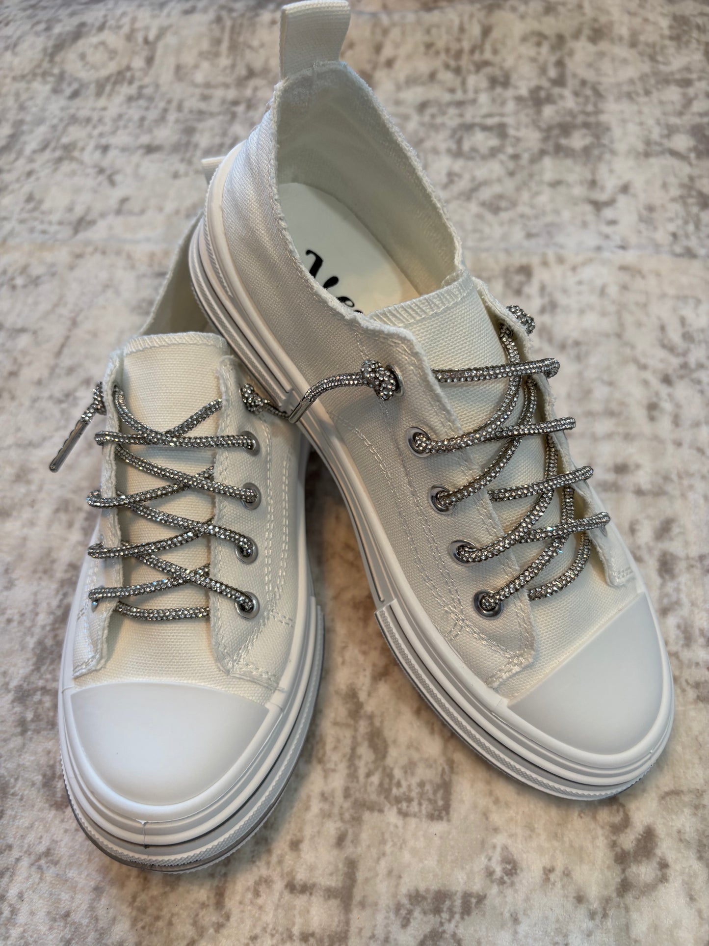 Very G Aman Sparkle Lace Sneakers