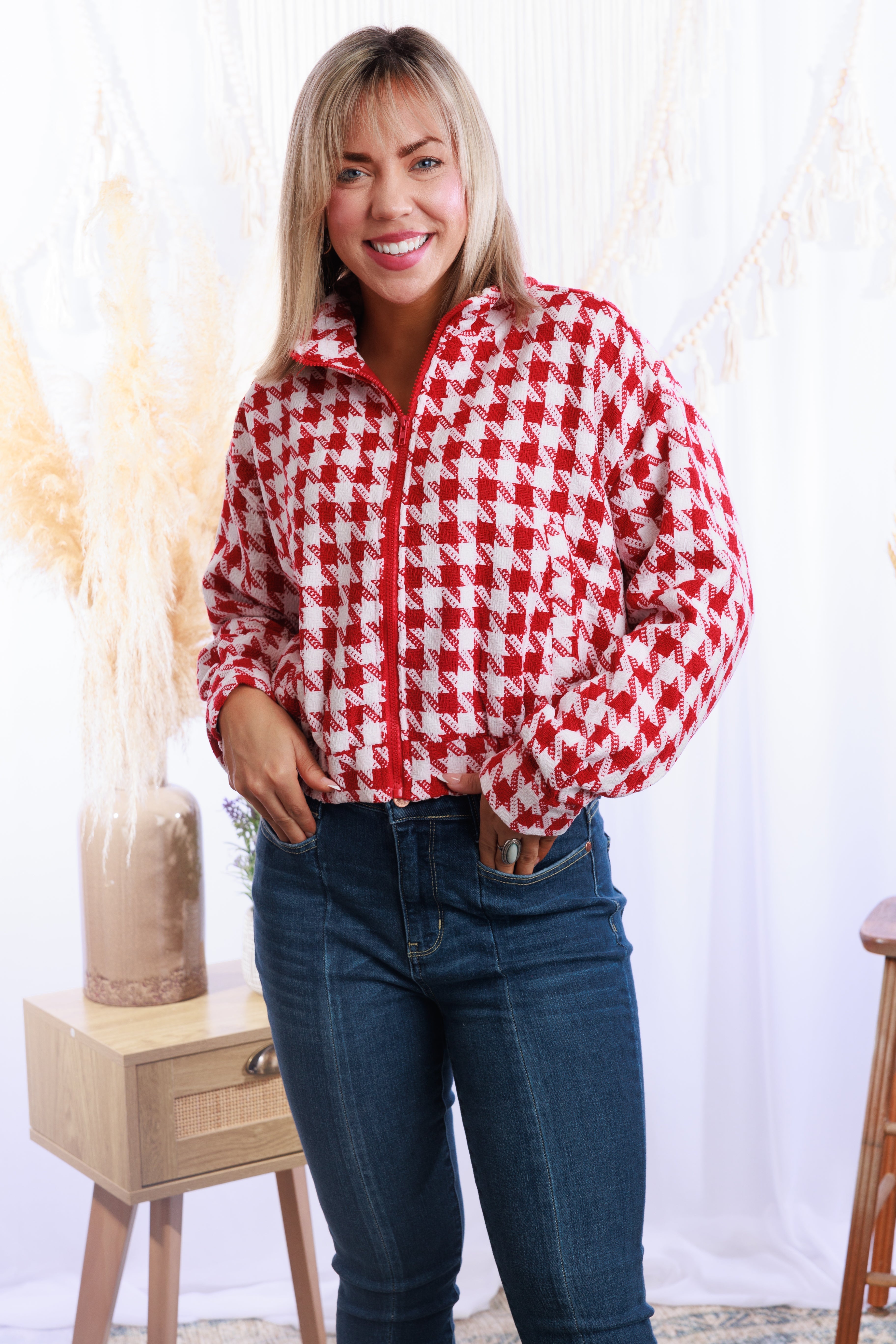 Houndstooth Cropped Jacket - Red
