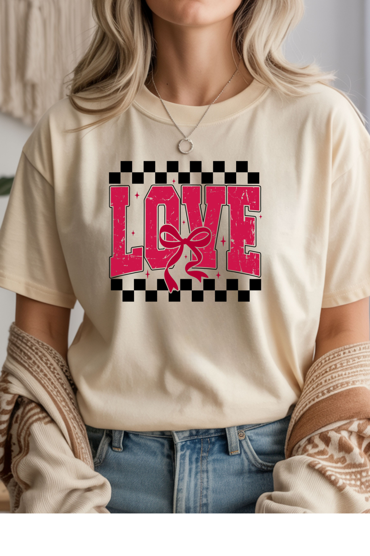 Love Graphic Tee