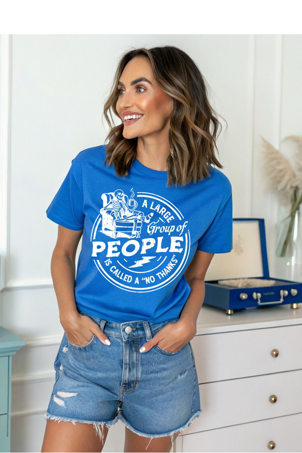 Large Crowd, No Thanks Graphic Tee