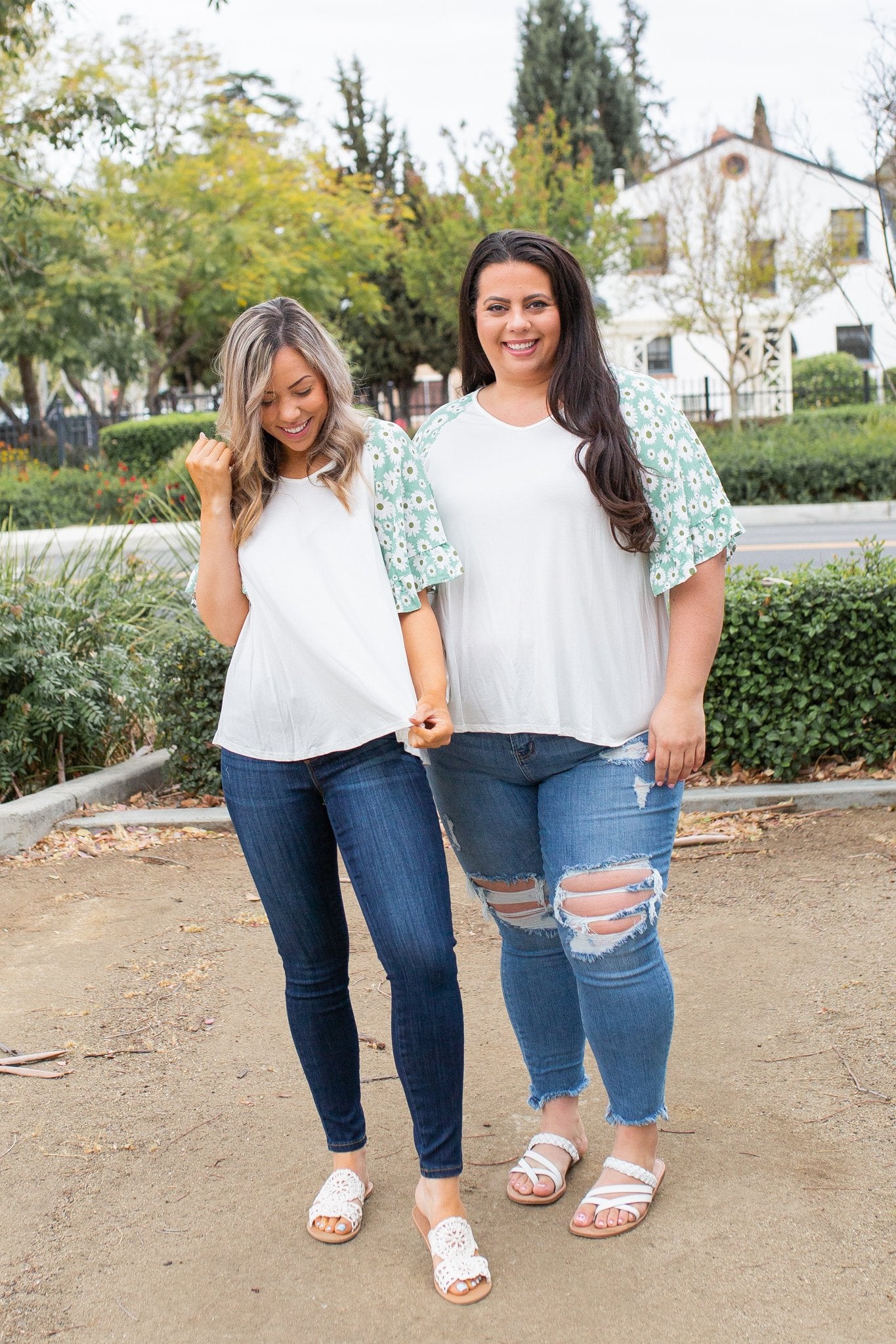 Summer Daisy Ruffle Sleeve Top