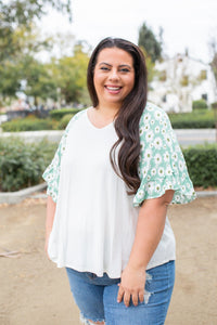 Summer Daisy Ruffle Sleeve Top