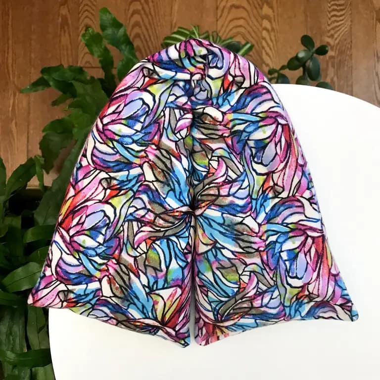 Stained Glass Lavender Neck Wrap