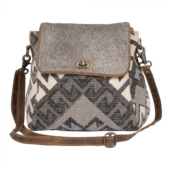 STORMY LOVE SHOULDER BAG